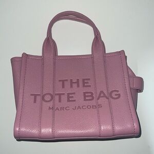 Marc Jacob’s small leather tote bag